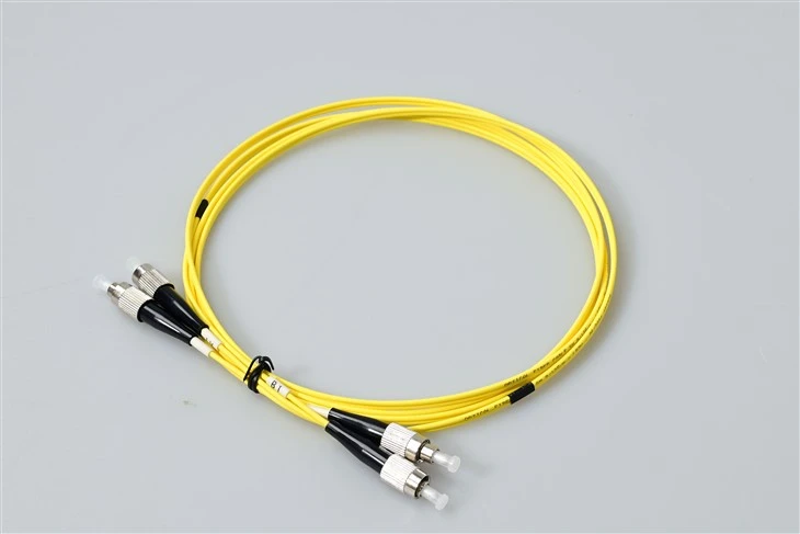 FC UPC Single Mode 9/125 Simplex Patch-kabel 2,0 mm Gul PVC-jakke
