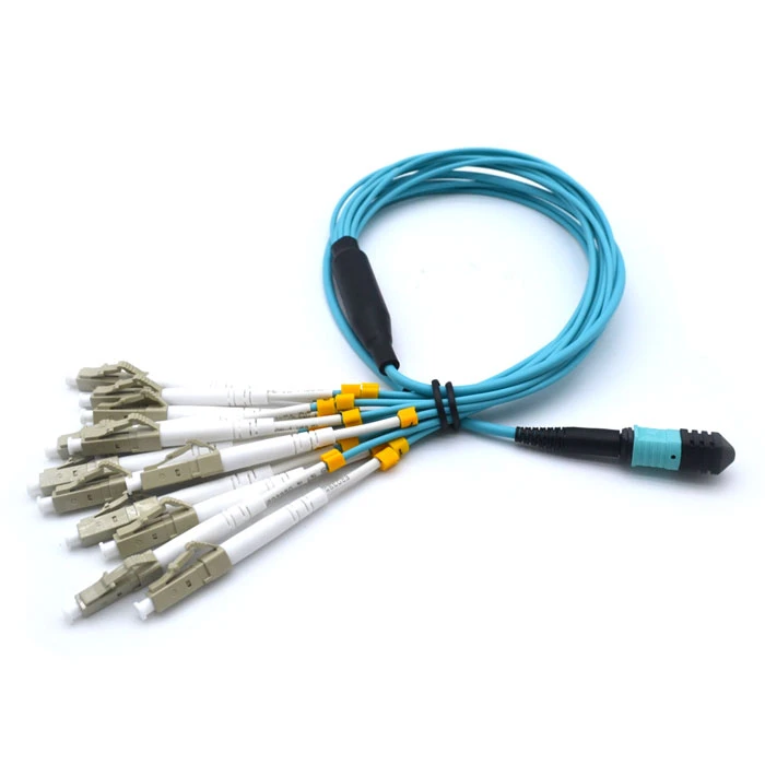 OM4 Multi-Fiber 100 Gb Multimode 50/125 Fiber Optisk Kabel MTP/MPO Til LC Breakout 12 Fiber